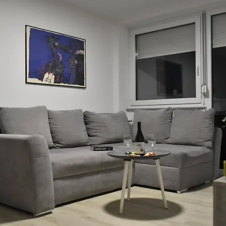 Beautiful Apartment By The Tivoli Park, Ljubljana *